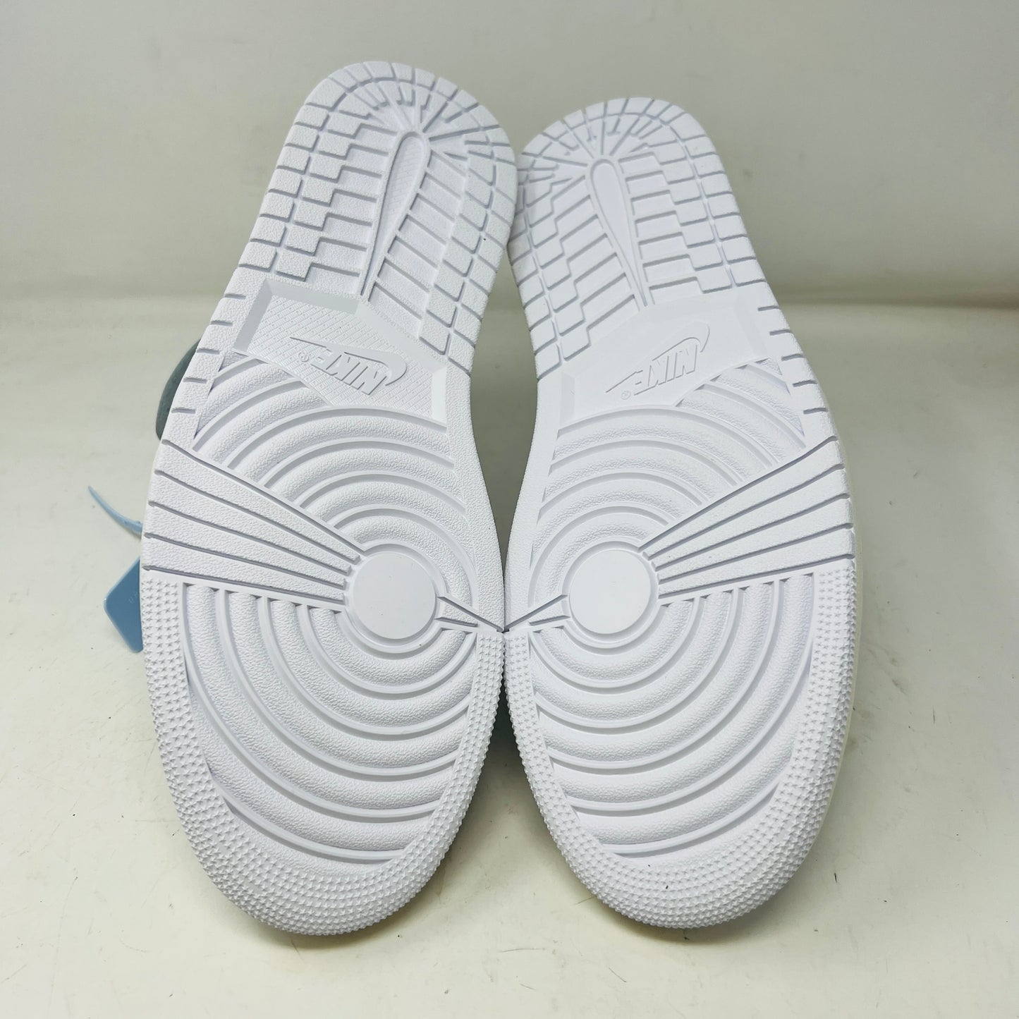 Jordan 1 Retro High Virgil Abloh Archive Alaska