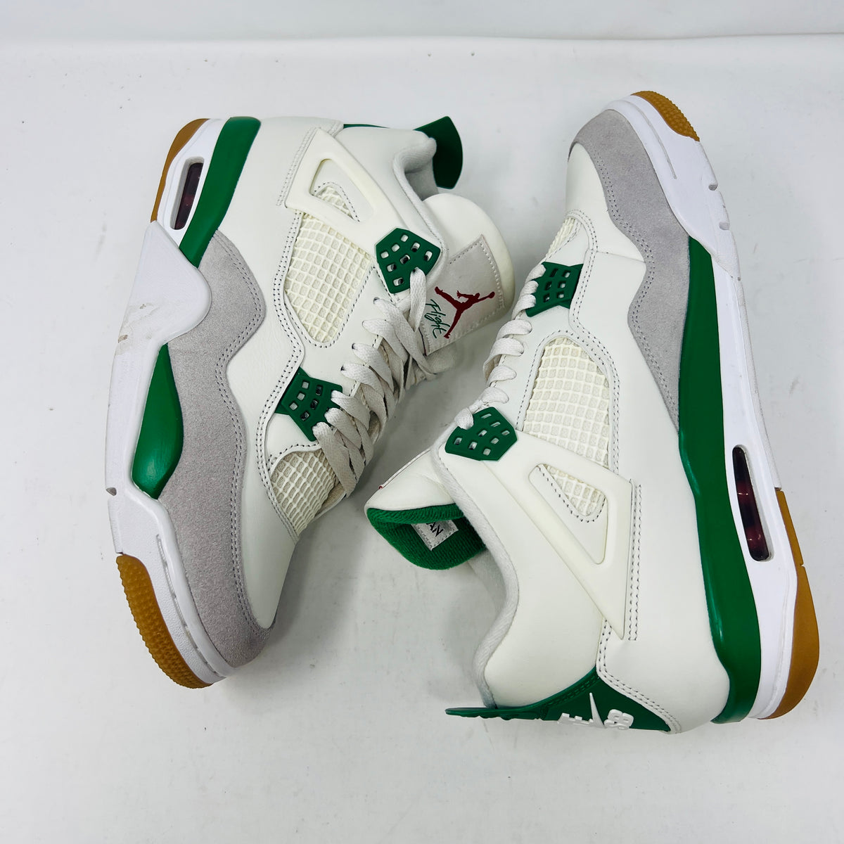 Jordan 4 Retro SB Pine Green