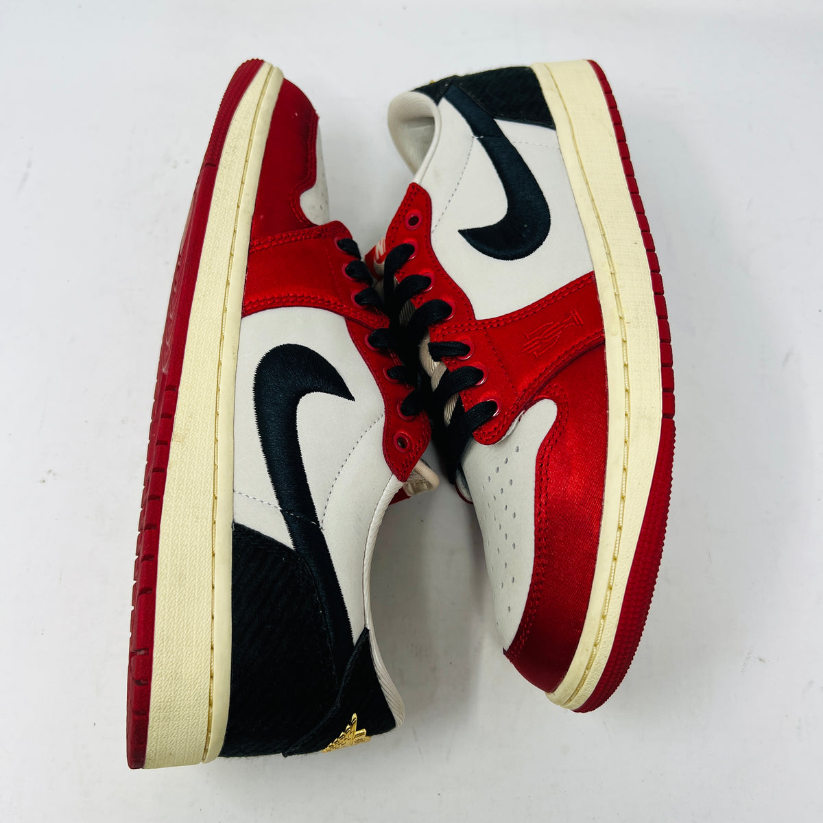 Jordan 1 Retro Low OG Trophy Room Rookie Card Away