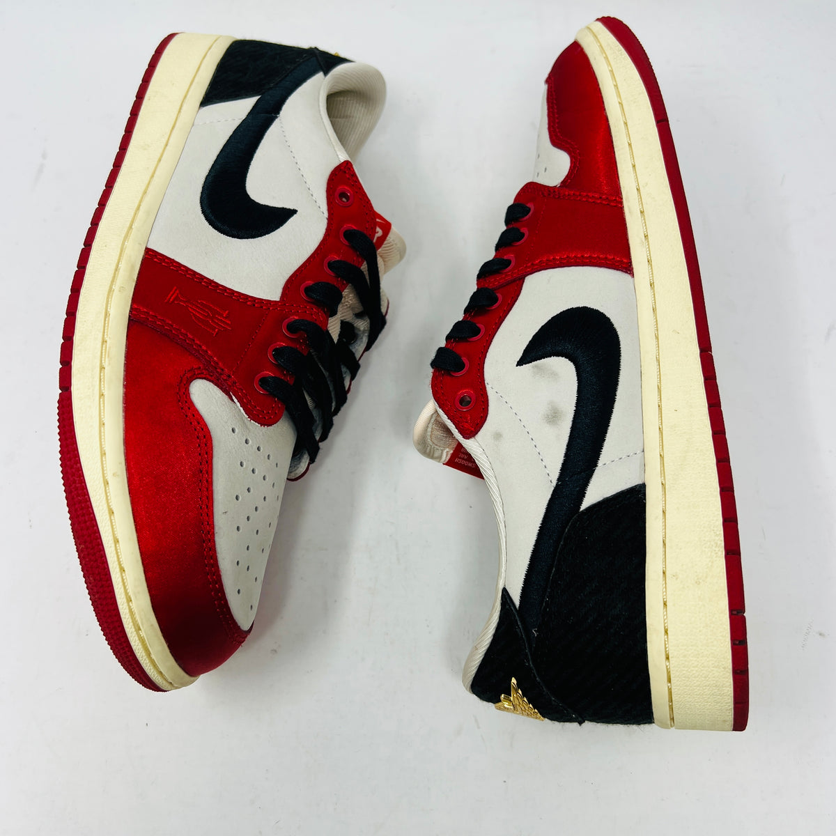 Jordan 1 Retro Low OG Trophy Room Rookie Card Away