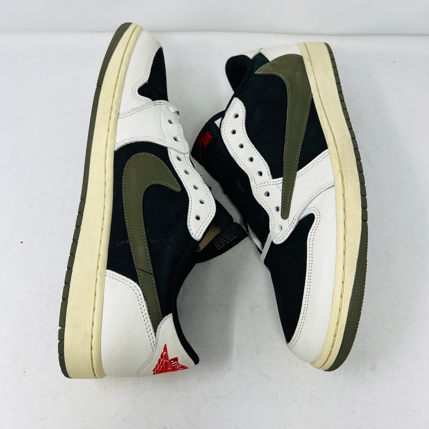 Jordan 1 Retro Low OG SP Travis Scott Olive (Women's)