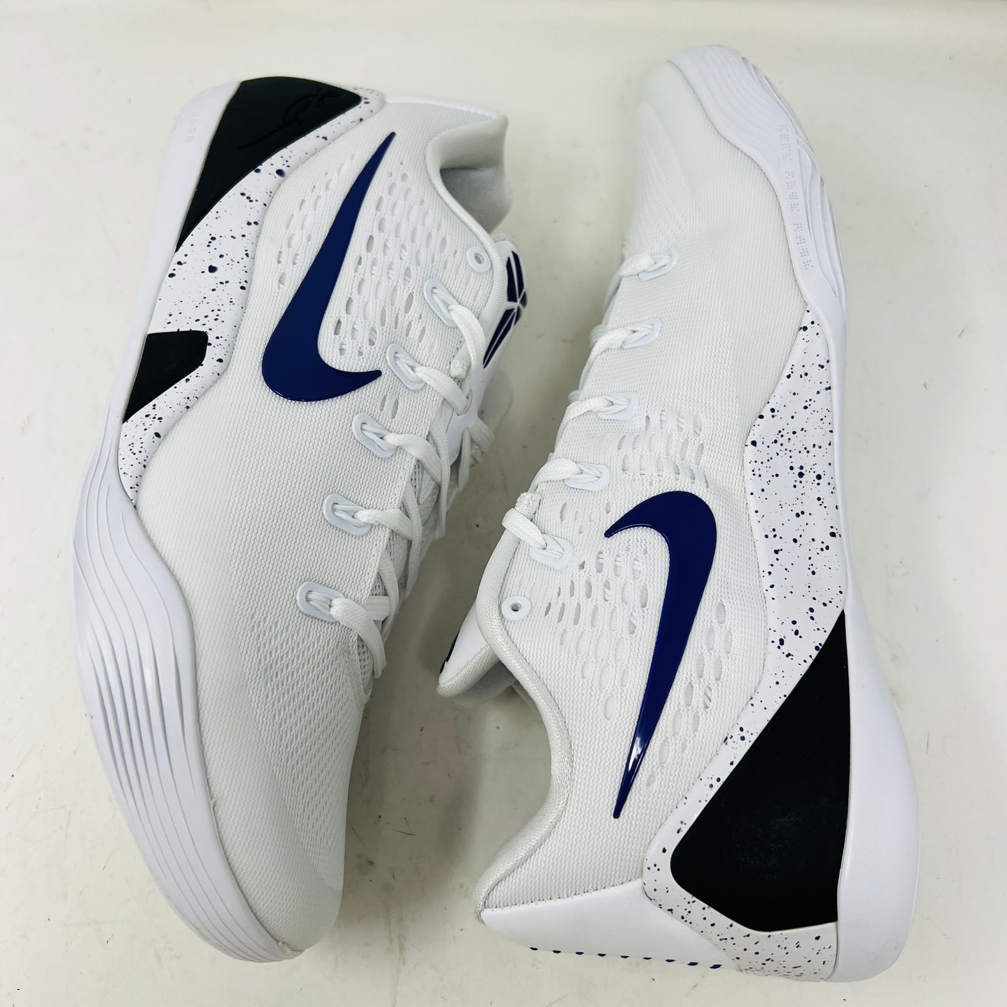 Nike Kobe 9 Elite Low EM Protro White Court Purple