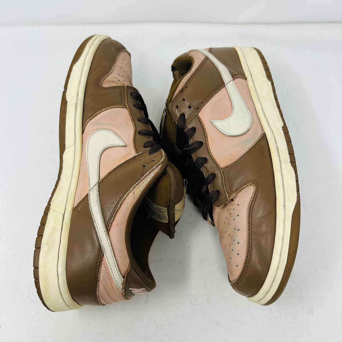 Nike SB Dunk Low Stussy Cherry