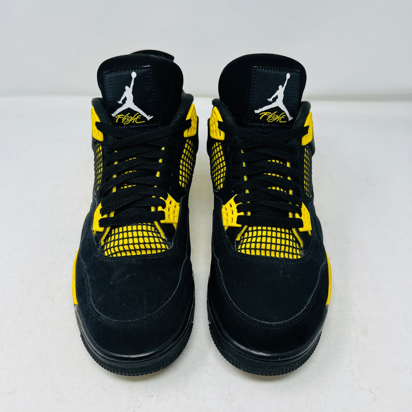 Jordan 4 Retro Thunder (2023)