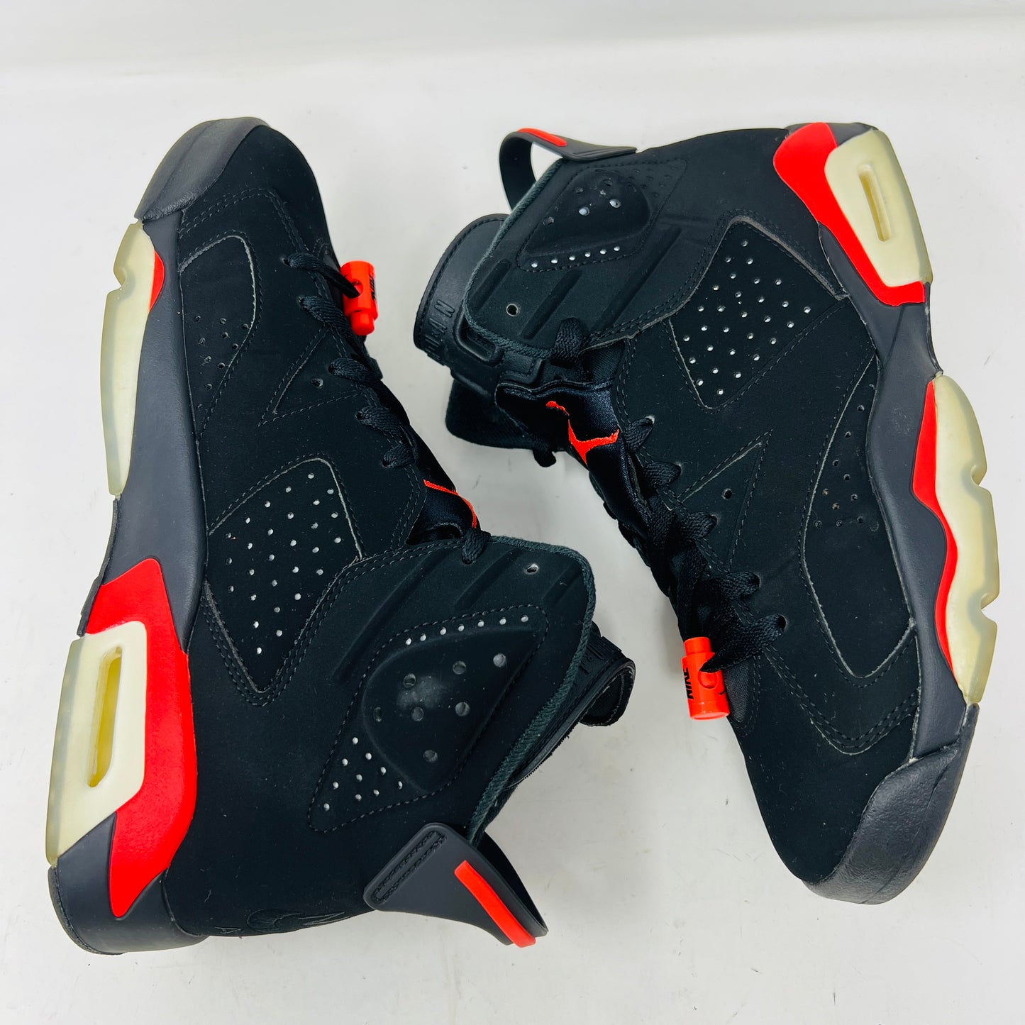 Jordan 6 Retro Black Infrared (2019)
