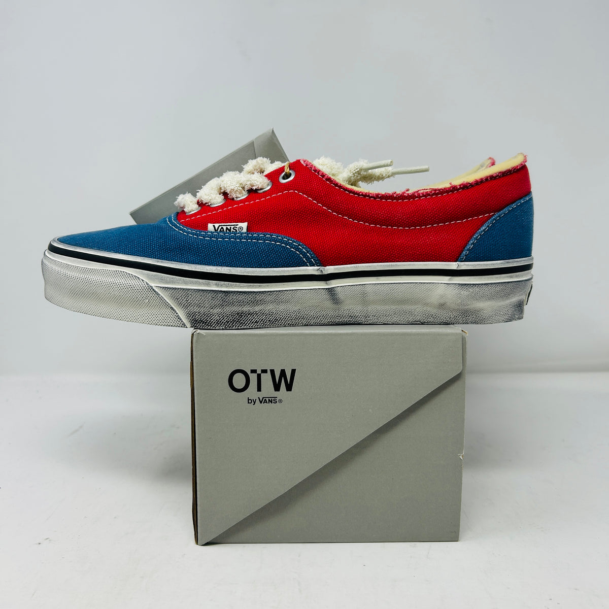 Vans OTW Era 95 DST Relic Navy Red