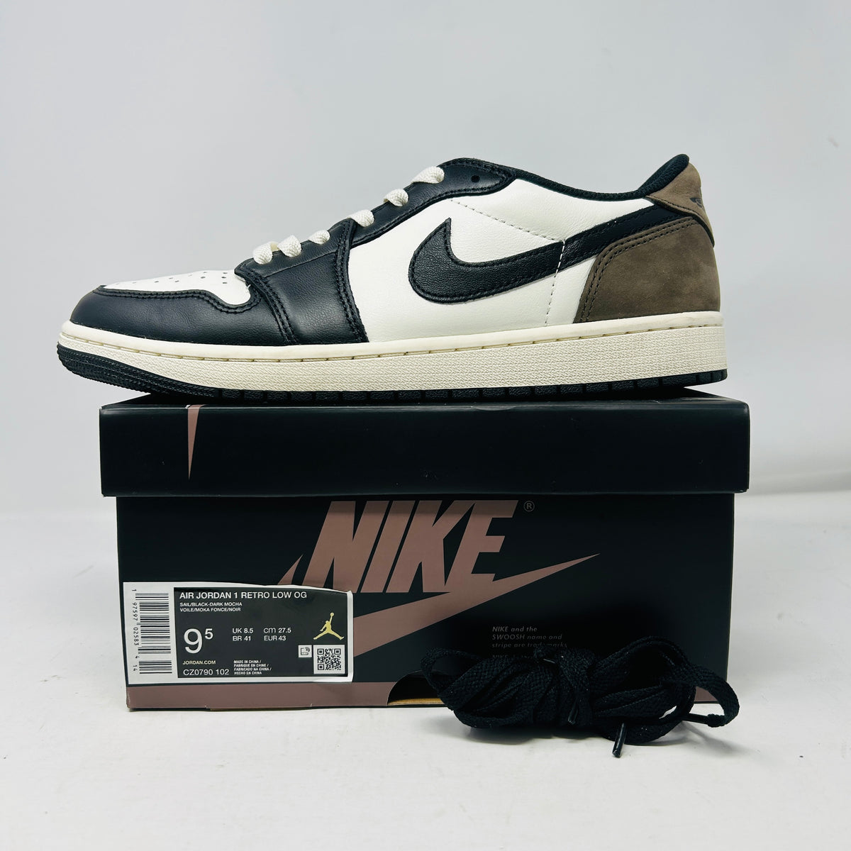Jordan 1 Retro Low OG Mocha