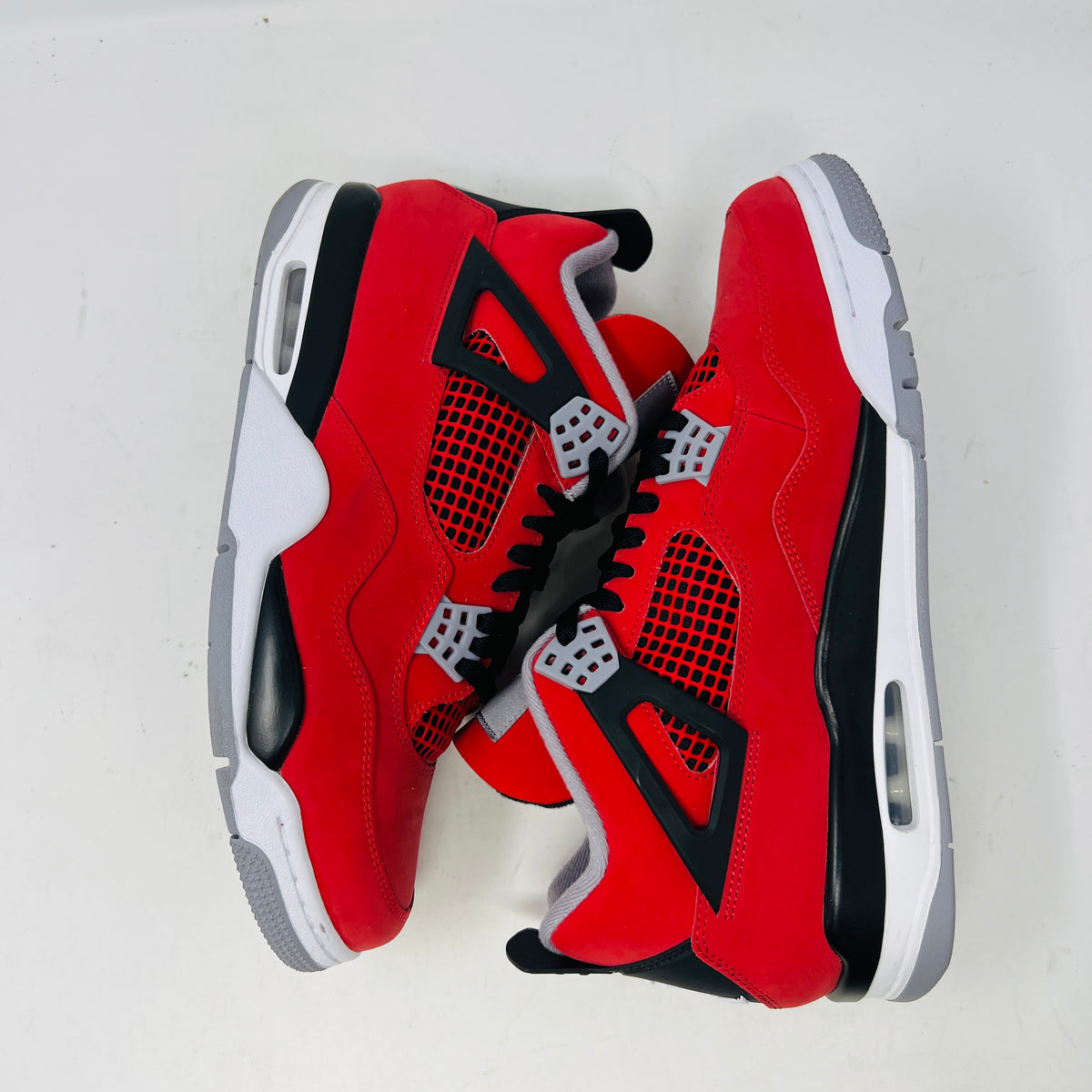 Jordan 4 Retro Toro Bravo (2026)
