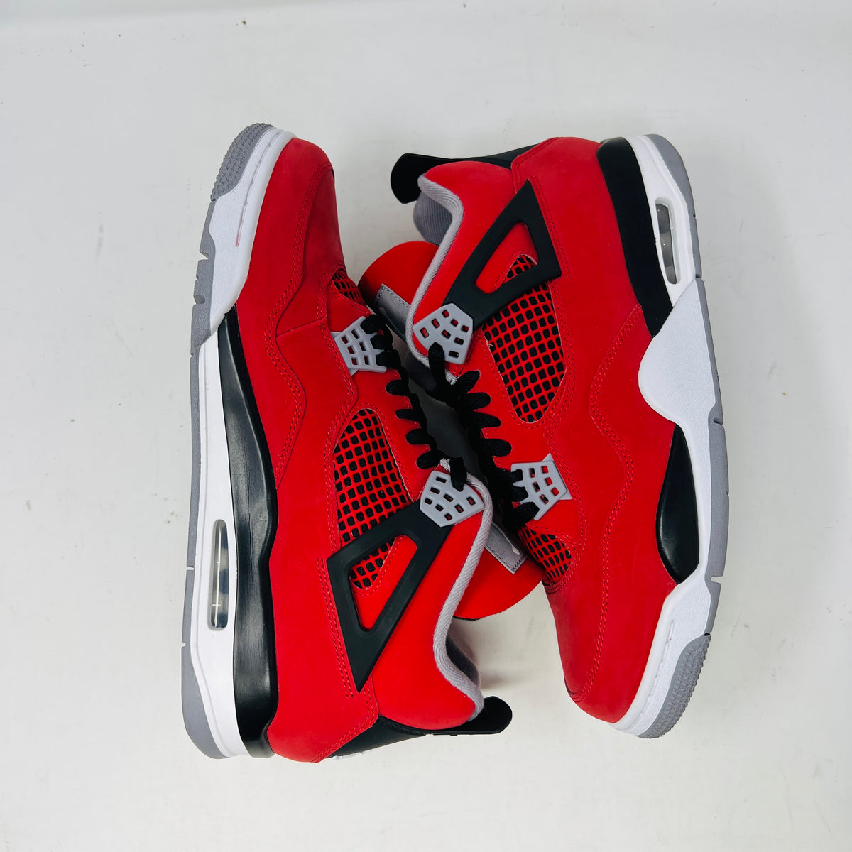 Jordan 4 Retro Toro Bravo (2026)