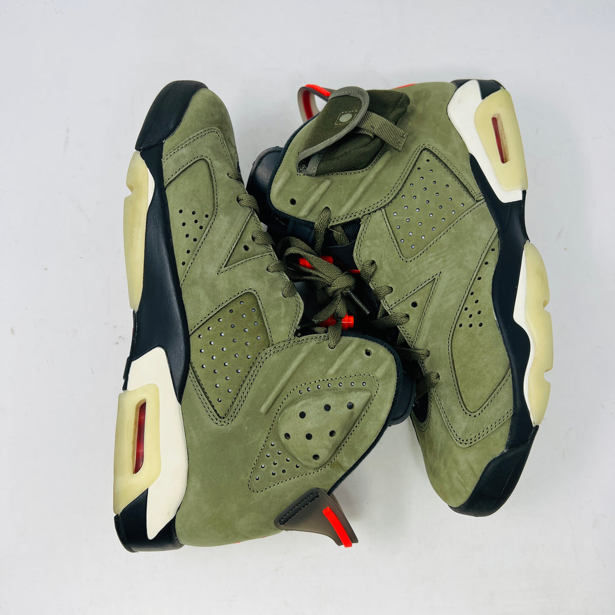 Jordan 6 Retro Travis Scott
