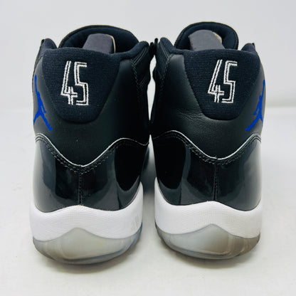 Jordan 11 Retro Space Jam (2016)