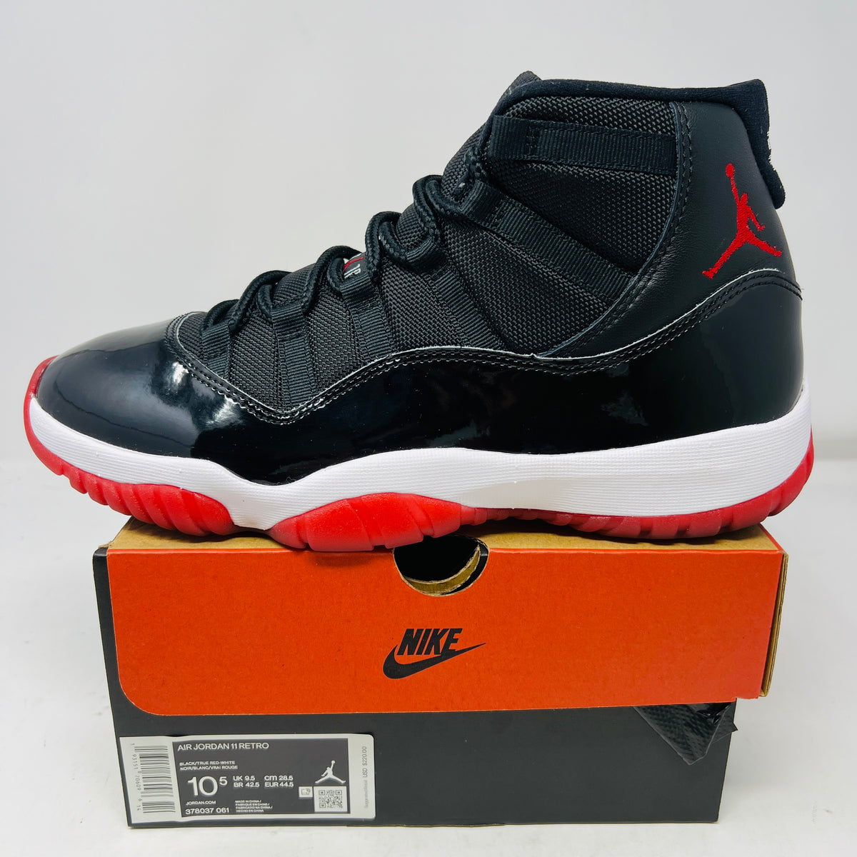 Jordan 11 Retro Playoffs Bred
