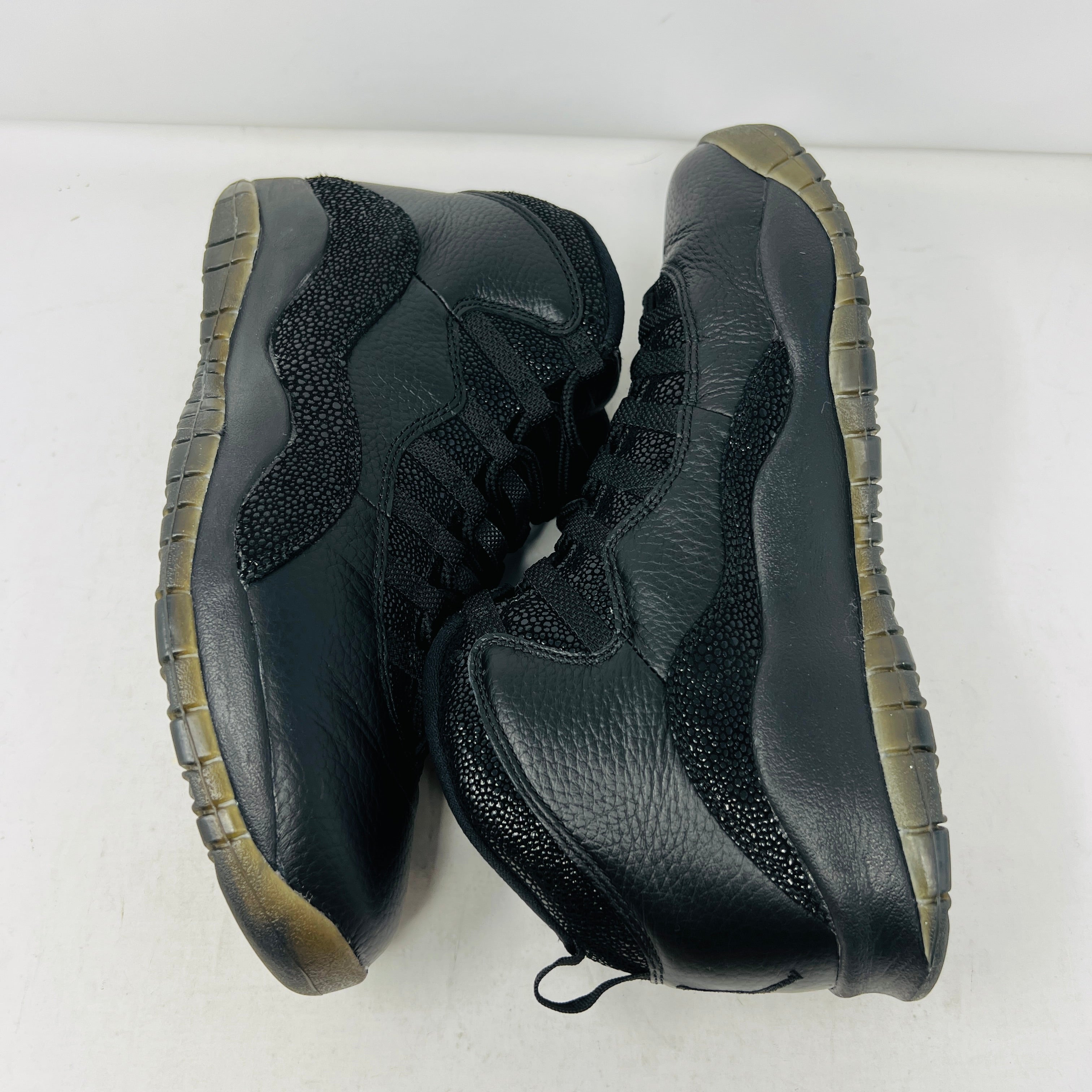 Jordan 10 Retro Drake OVO Black – Holy Ground