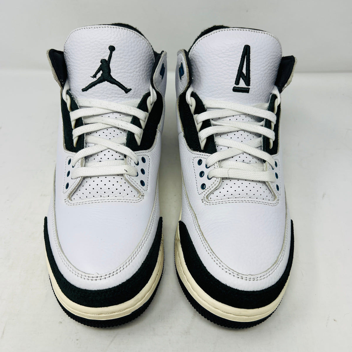 Jordan 3 Retro OG SP A Ma Maniére Diffused Blue