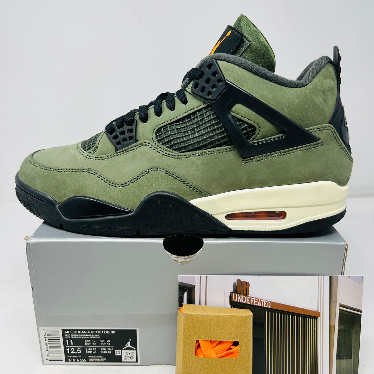 Jordan 4 Retro OG SP Undefeated (2025)