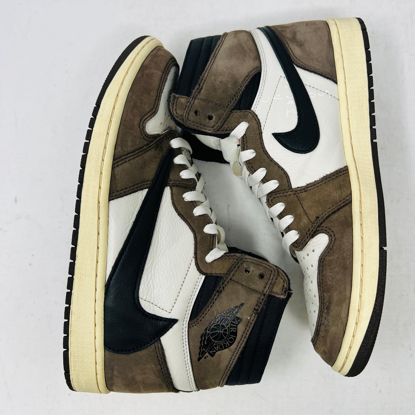 Jordan 1 Retro High OG SP Travis Scott Mocha