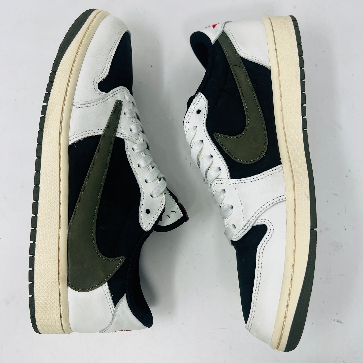 Jordan 1 Retro Low OG SP Travis Scott Olive (Women's)