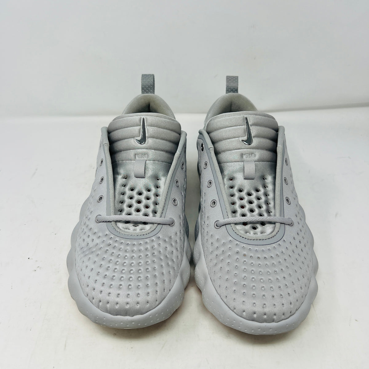 Nike Mind 002 Light Smoke Grey