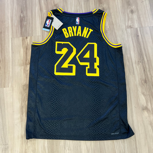 Nike Kobe Mamba Mentality Los Angeles Lakers City Edition Swingman Jersey (FW23) Black