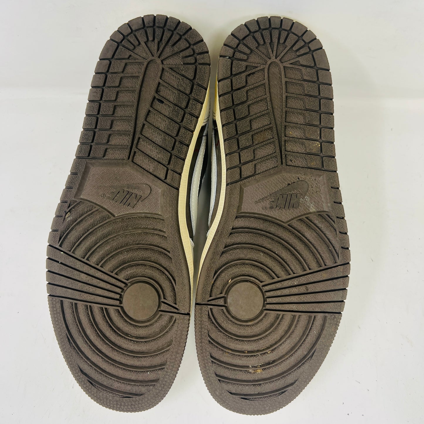 Jordan 1 Retro Low OG SP Travis Scott Reverse Mocha