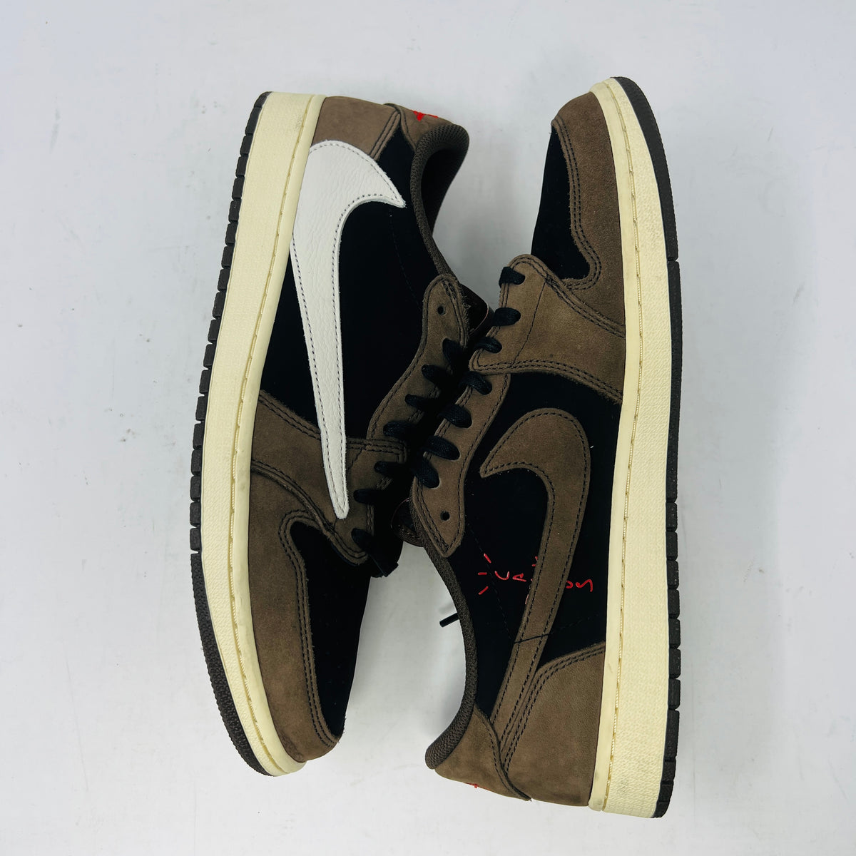 Jordan 1 Retro Low OG SP Travis Scott Mocha