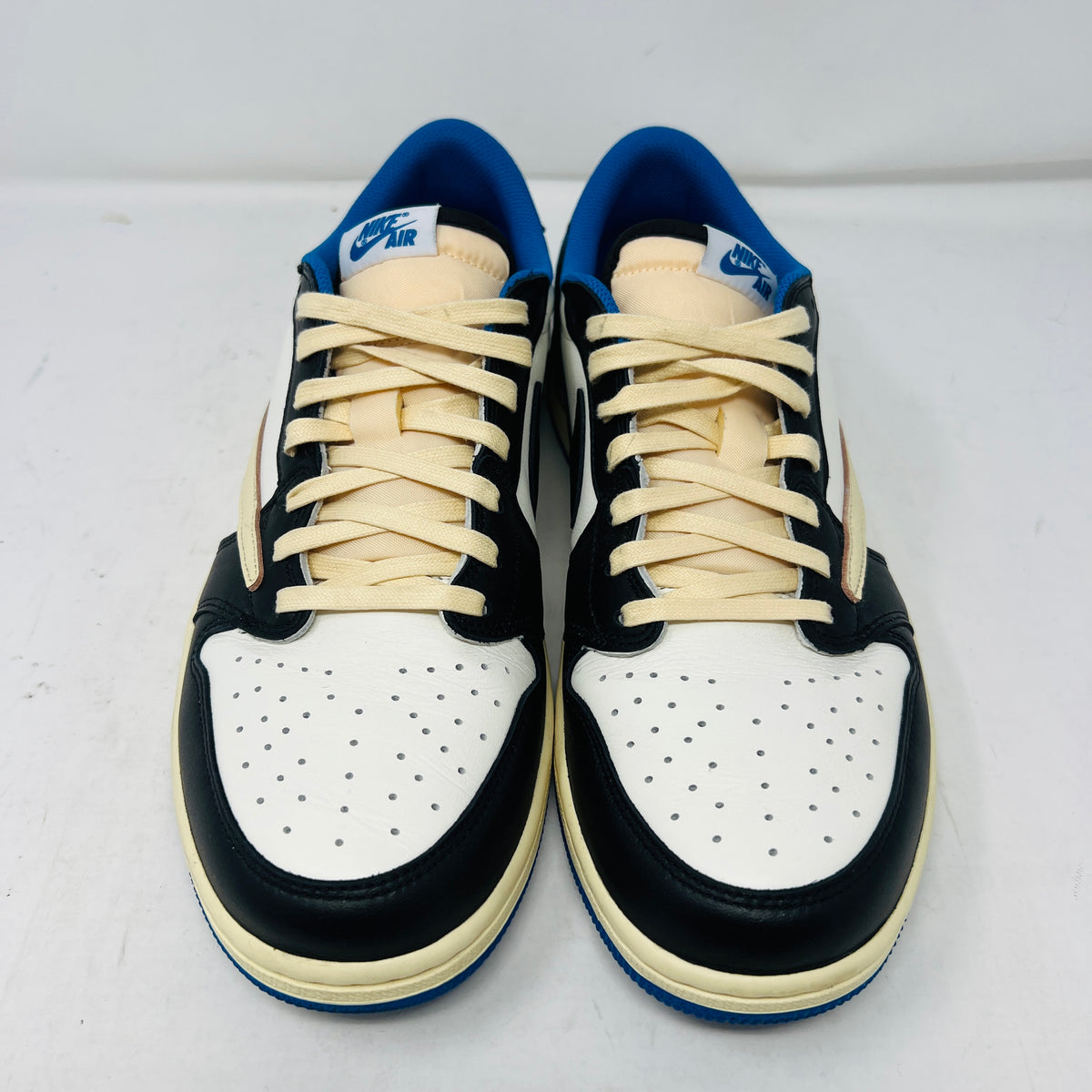 Jordan 1 Retro Low OG SP Fragment x Travis Scott