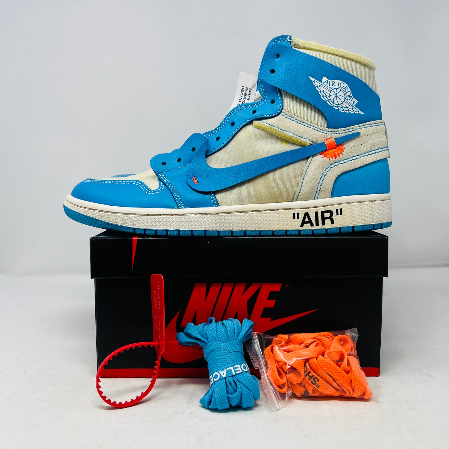 Jordan 1 Retro High Off-White University Blue