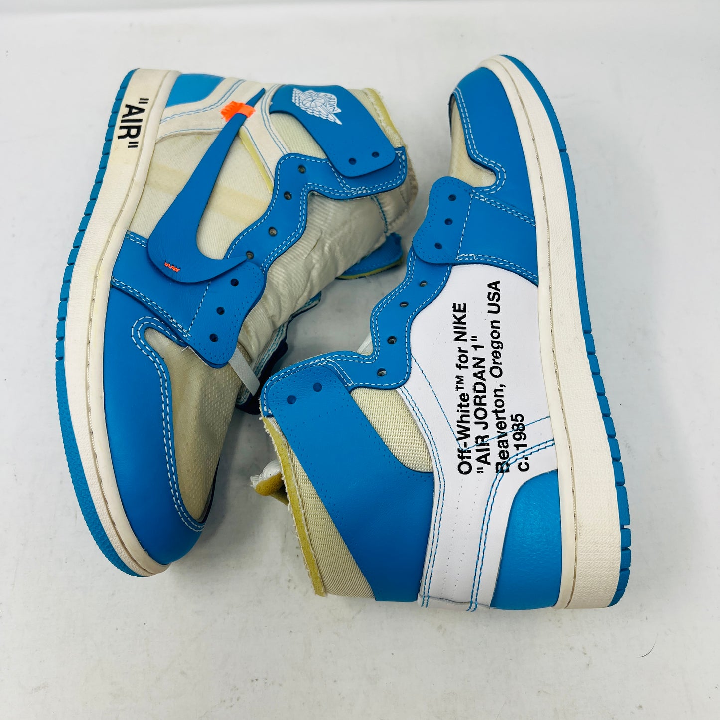 Jordan 1 Retro High Off-White University Blue