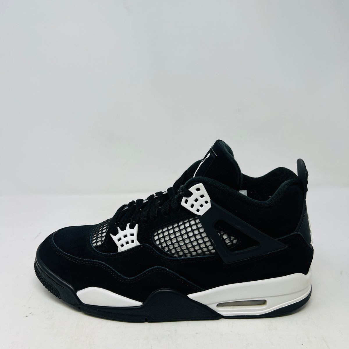 Jordan 4 Retro White Thunder