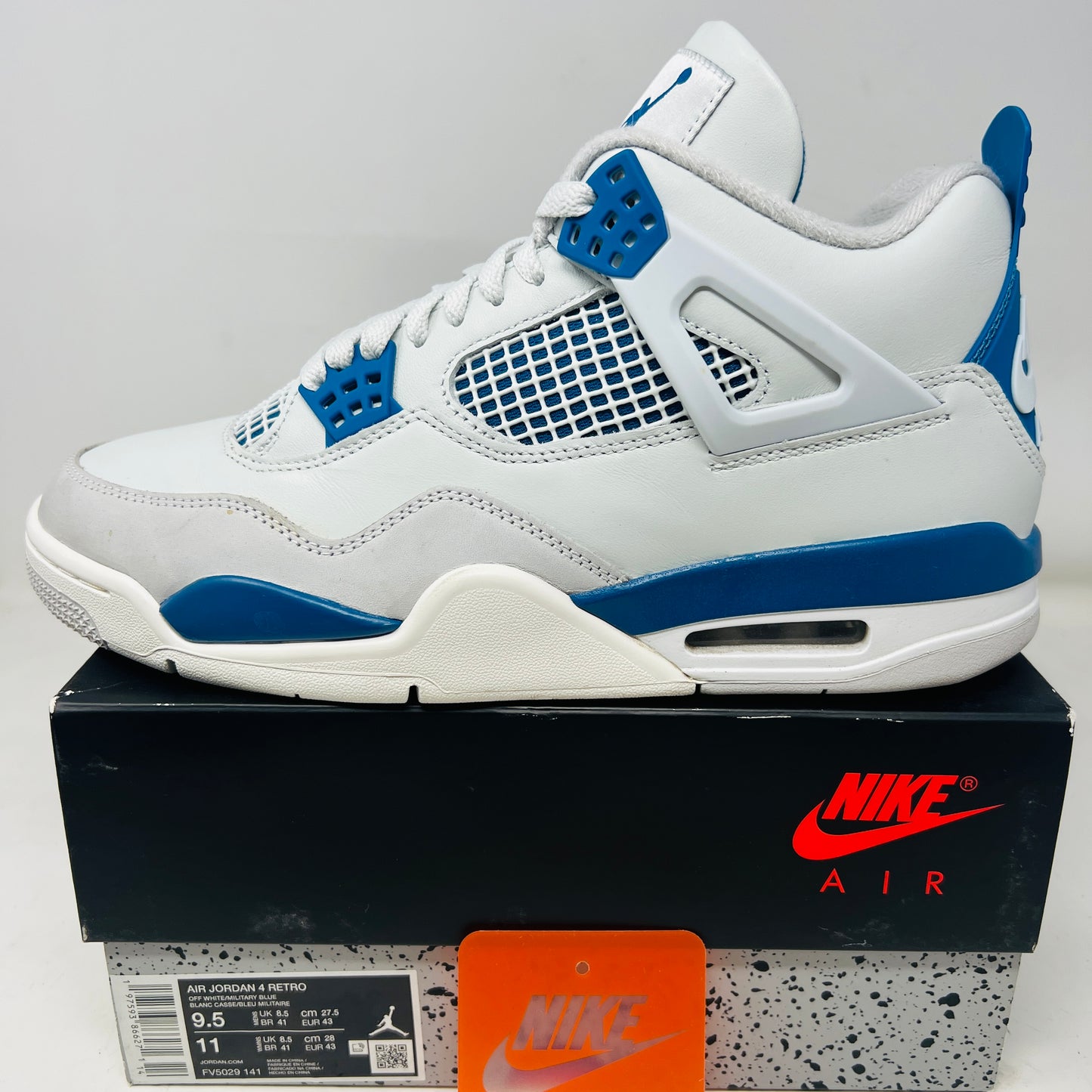 Jordan 4 Retro Military Blue (2024)