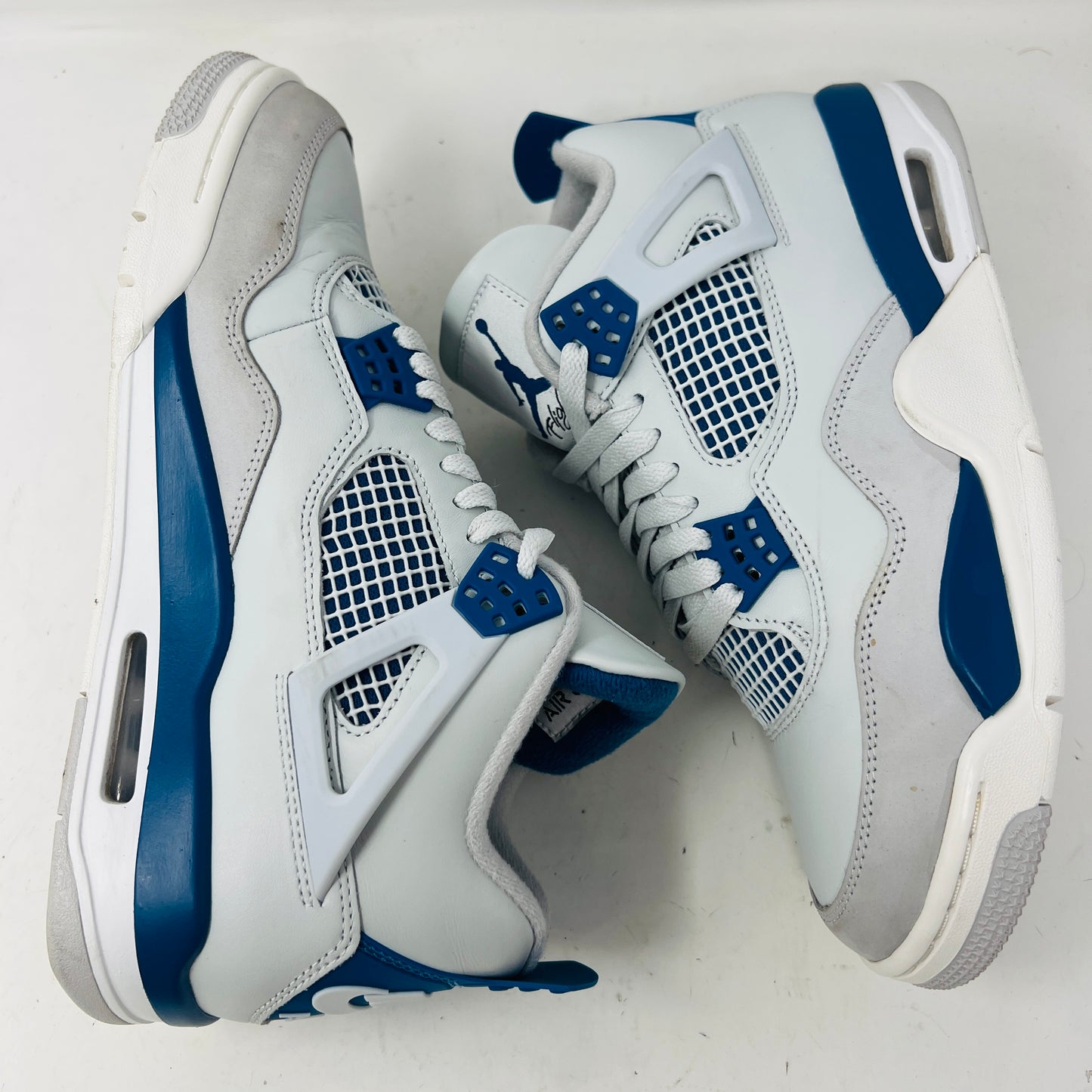 Jordan 4 Retro Military Blue (2024)