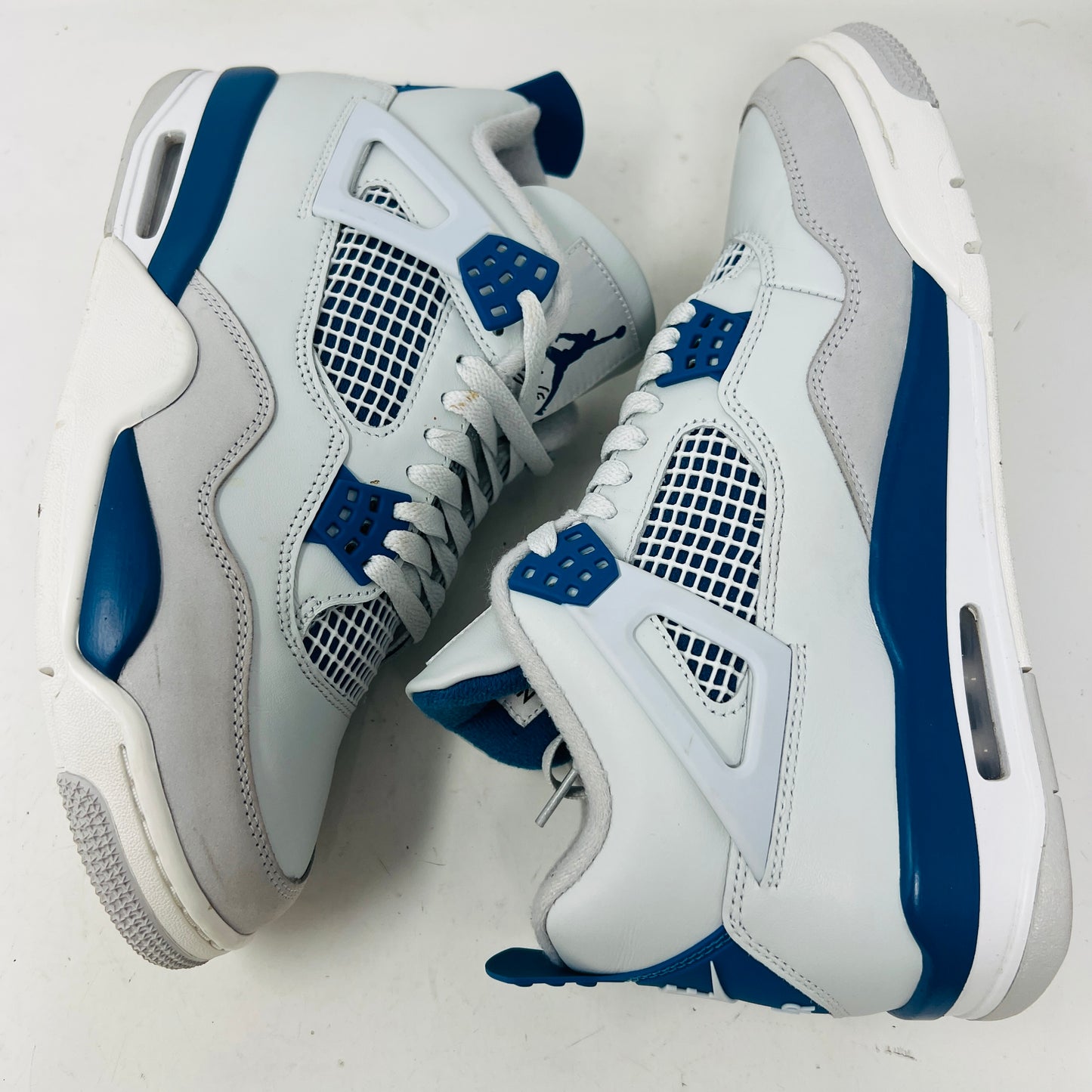 Jordan 4 Retro Military Blue (2024)