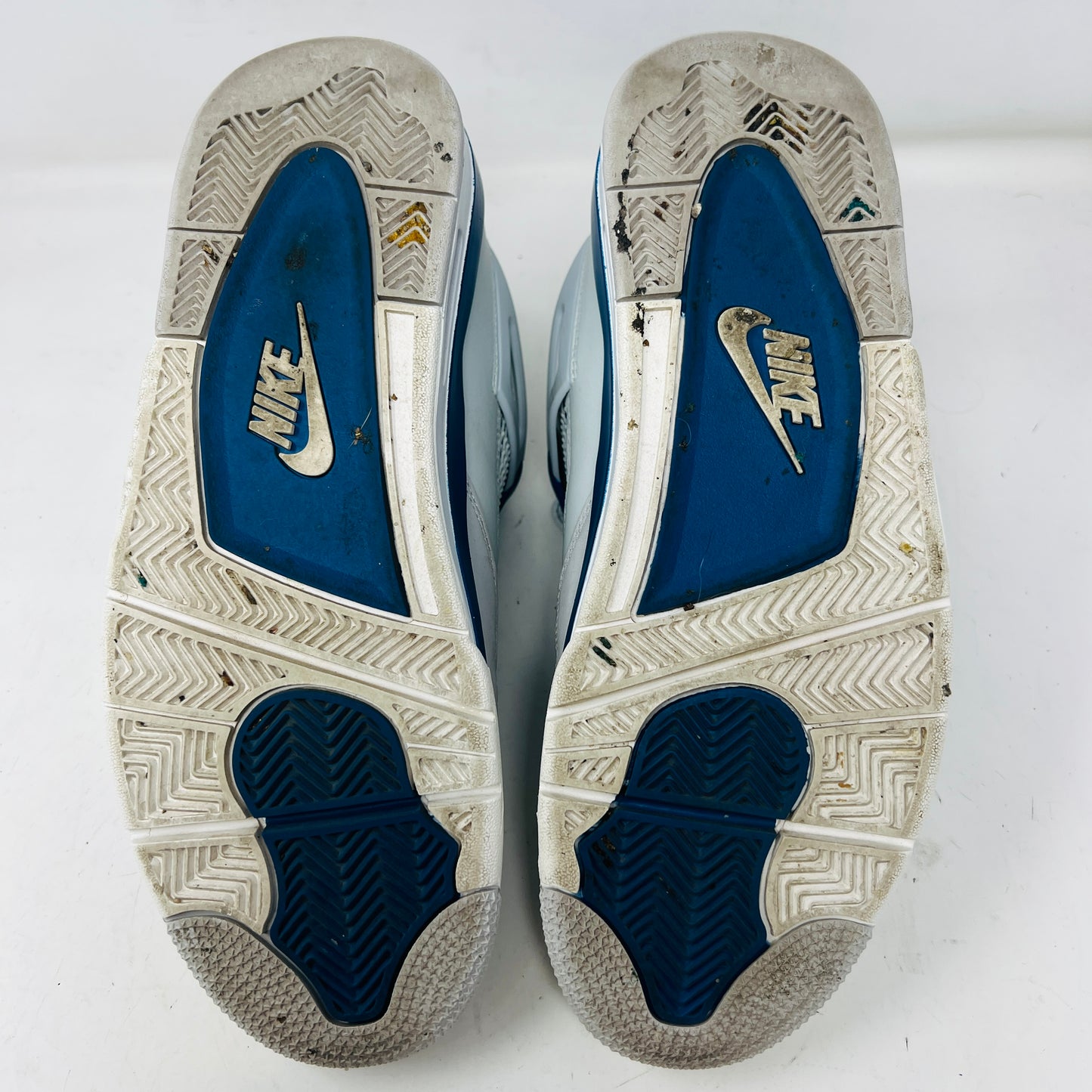 Jordan 4 Retro Military Blue (2024)