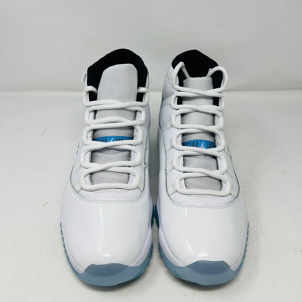 Jordan 11 Retro Legend Blue (2024)