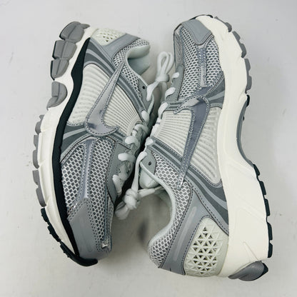 Nike Zoom Vomero 5 Metallic Silver