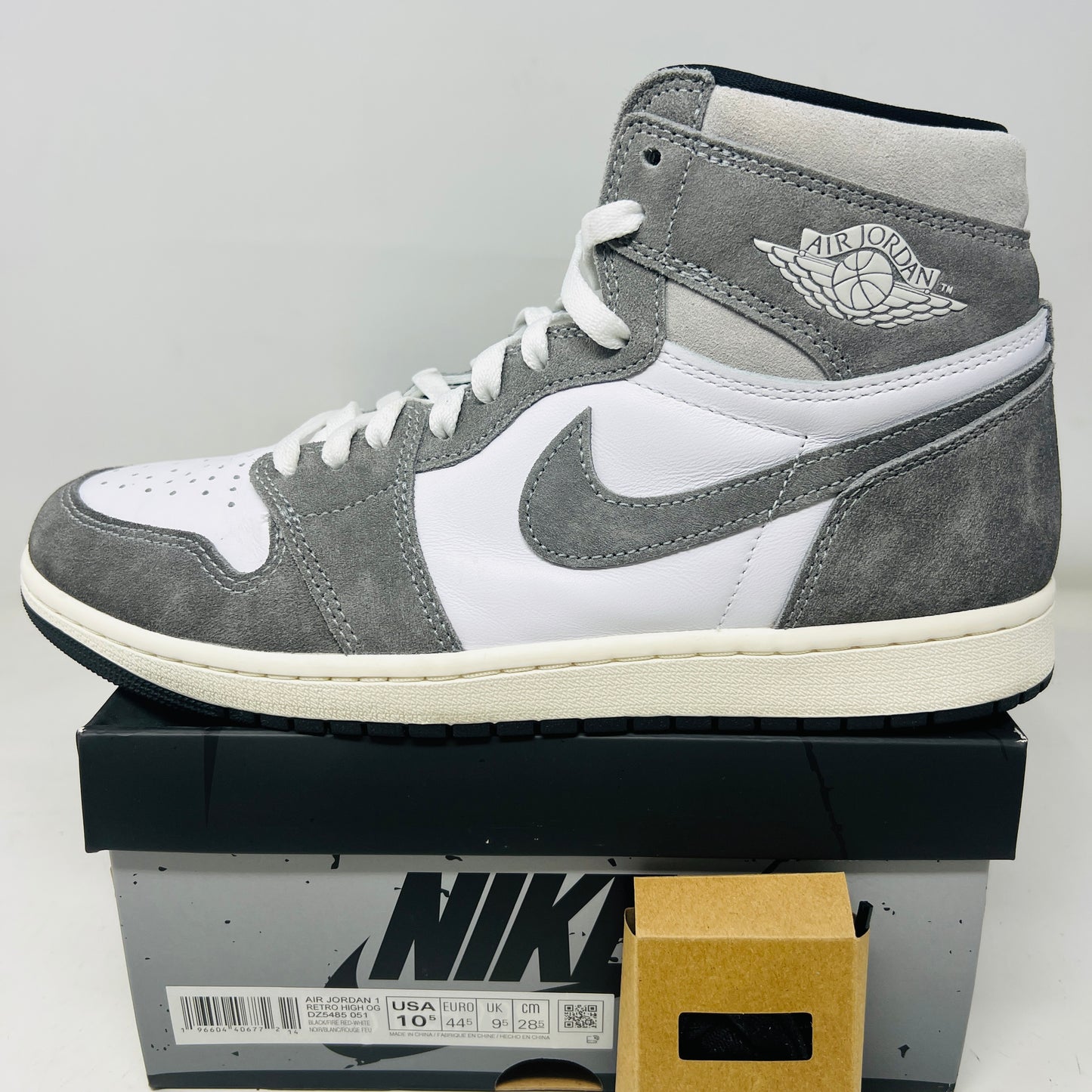 Jordan 1 Retro High OG Washed Black
