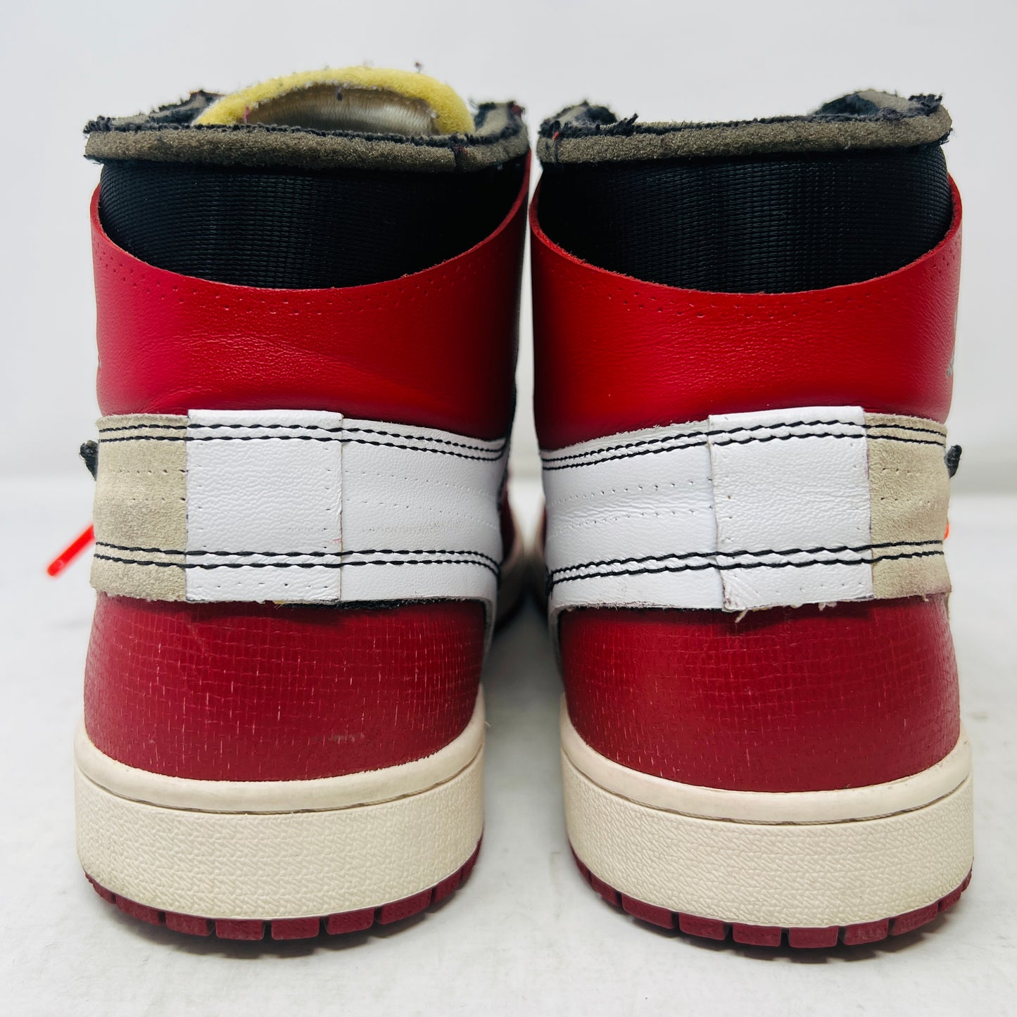 Jordan 1 Retro High Off-White Chicago