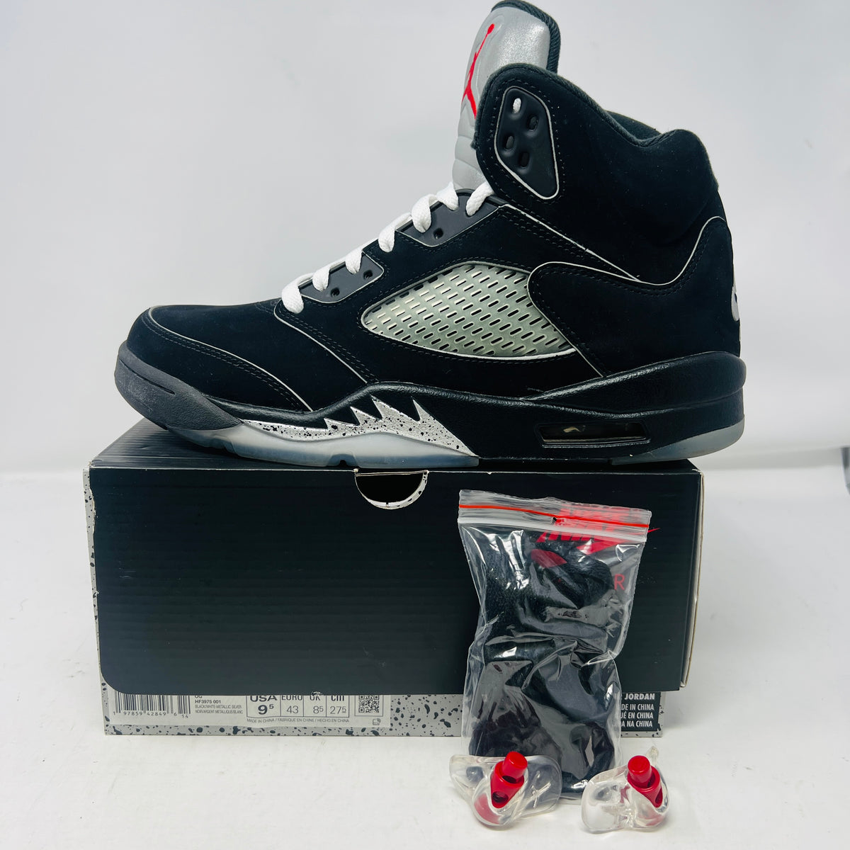 Jordan 5 Retro OG Black Metallic Reimagined