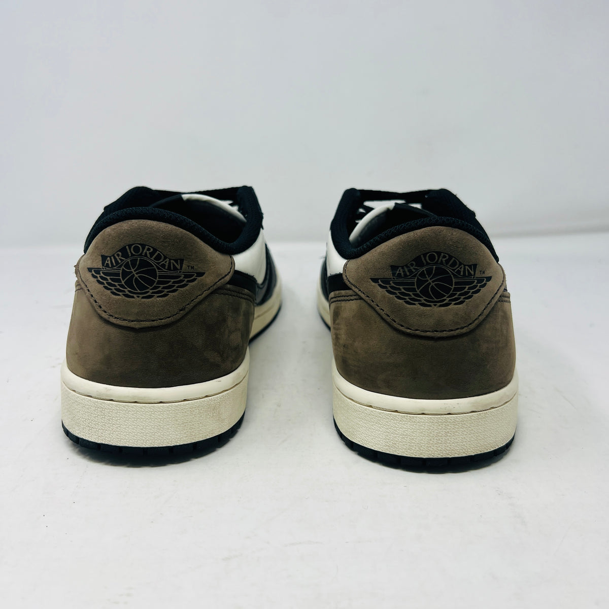 Jordan 1 Retro Low OG Mocha