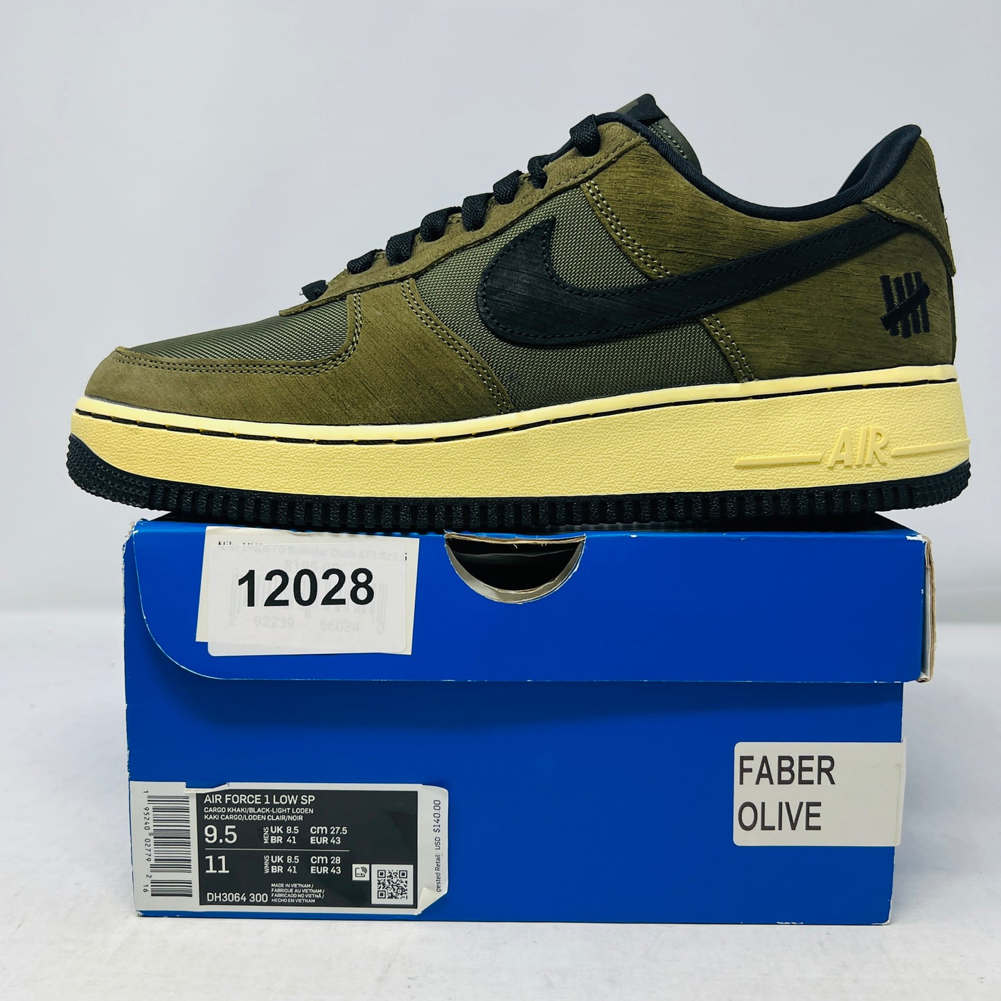 Nike Air Force 1 Low SP Undefeated Ballistic Dunk vs. AF1