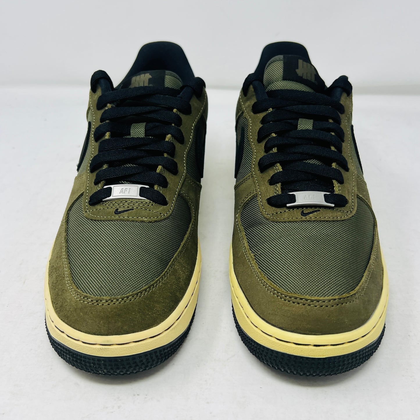 Nike Air Force 1 Low SP Undefeated Ballistic Dunk vs. AF1