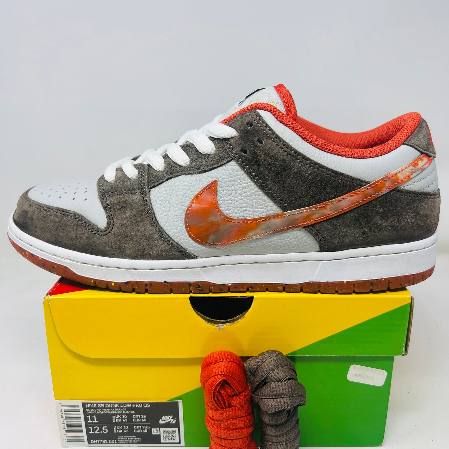 Nike SB Dunk Low Crushed D.C.