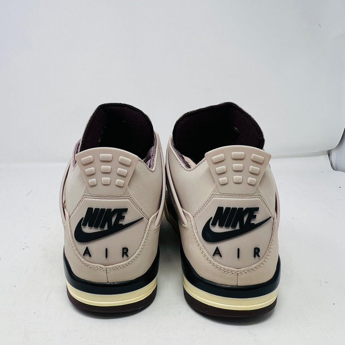 Jordan 4 Retro OG SP A Ma Maniére While You Were Sleeping (Women's)