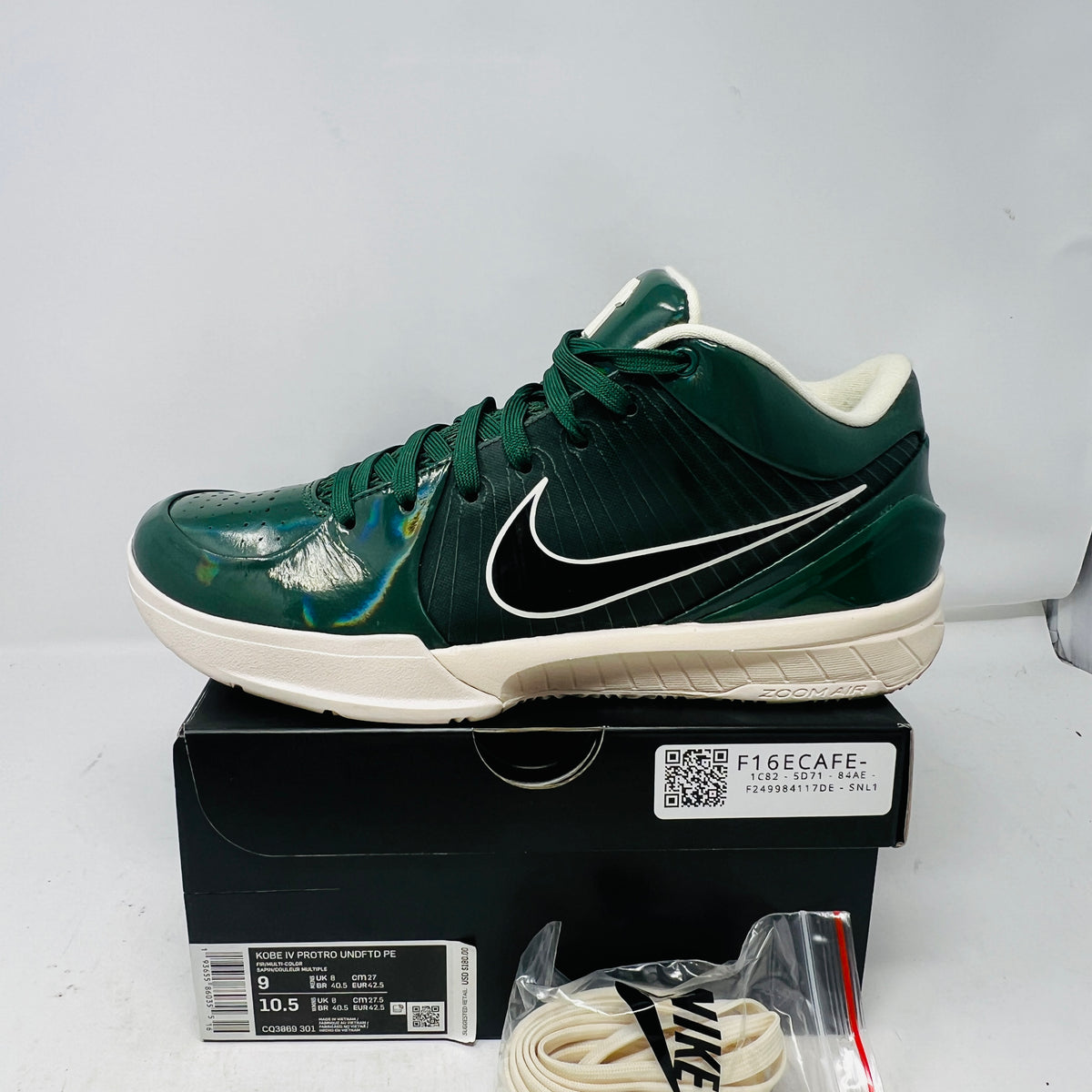 Nike Kobe 4 Protro Undefeated Milwaukee Bucks