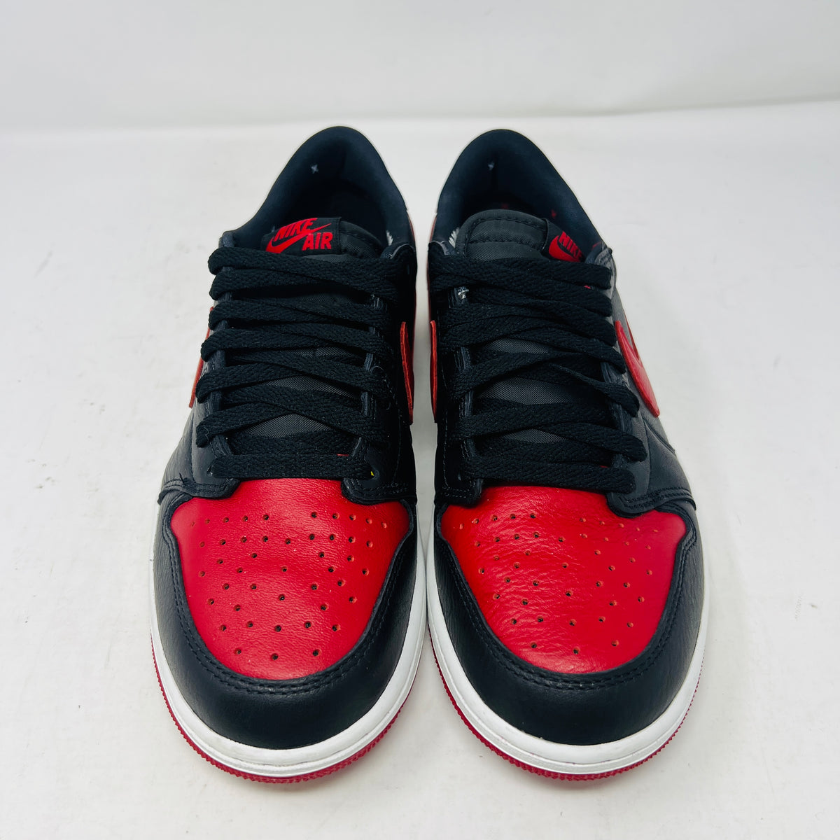 Jordan 1 Retro Low OG Banned