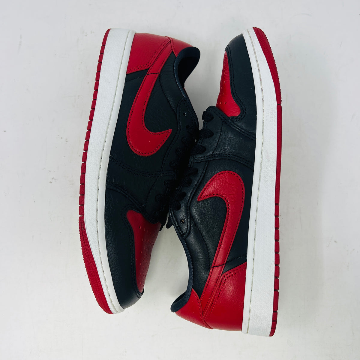 Jordan 1 Retro Low OG Banned