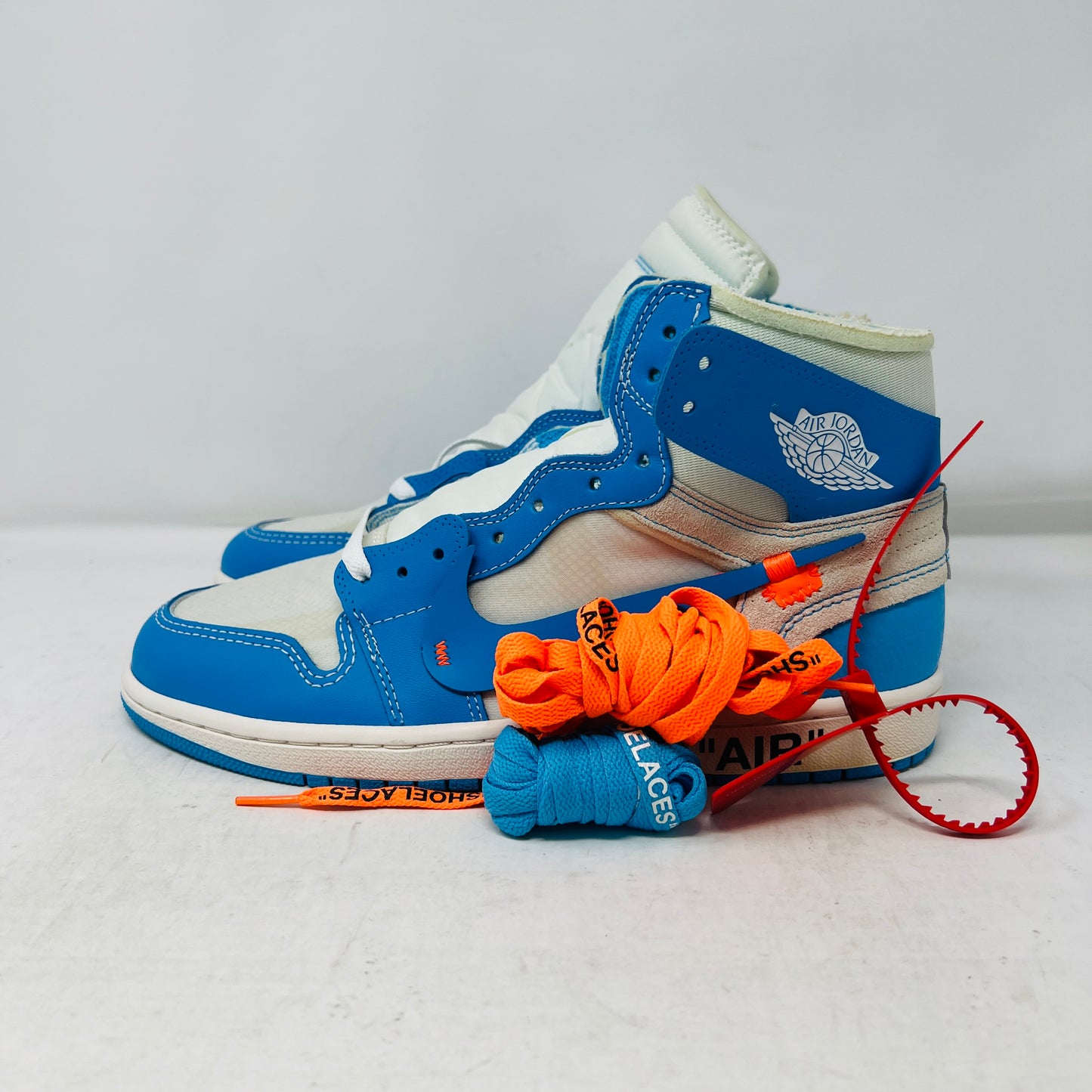 Jordan 1 Retro High Off-White University Blue