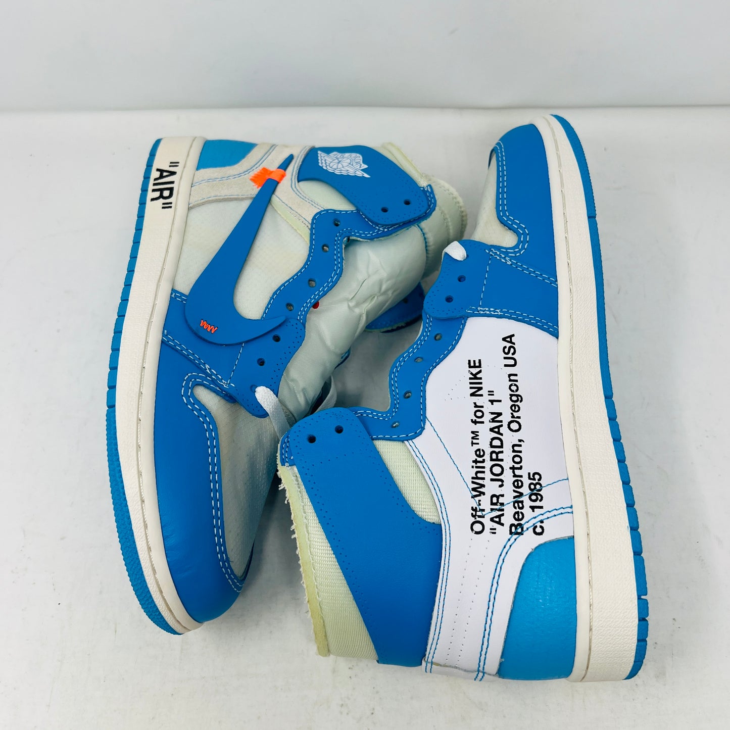 Jordan 1 Retro High Off-White University Blue