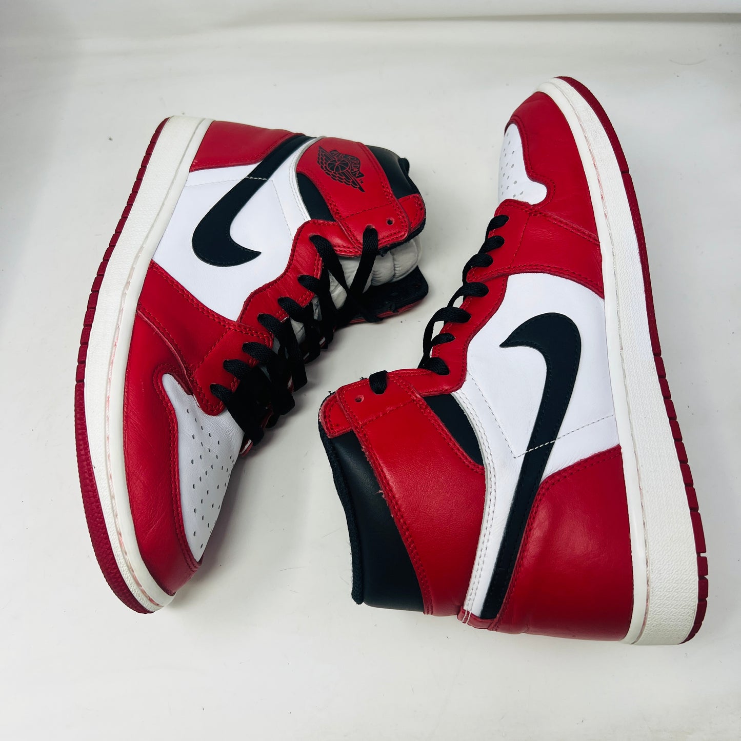 Jordan 1 Retro Chicago (2015)