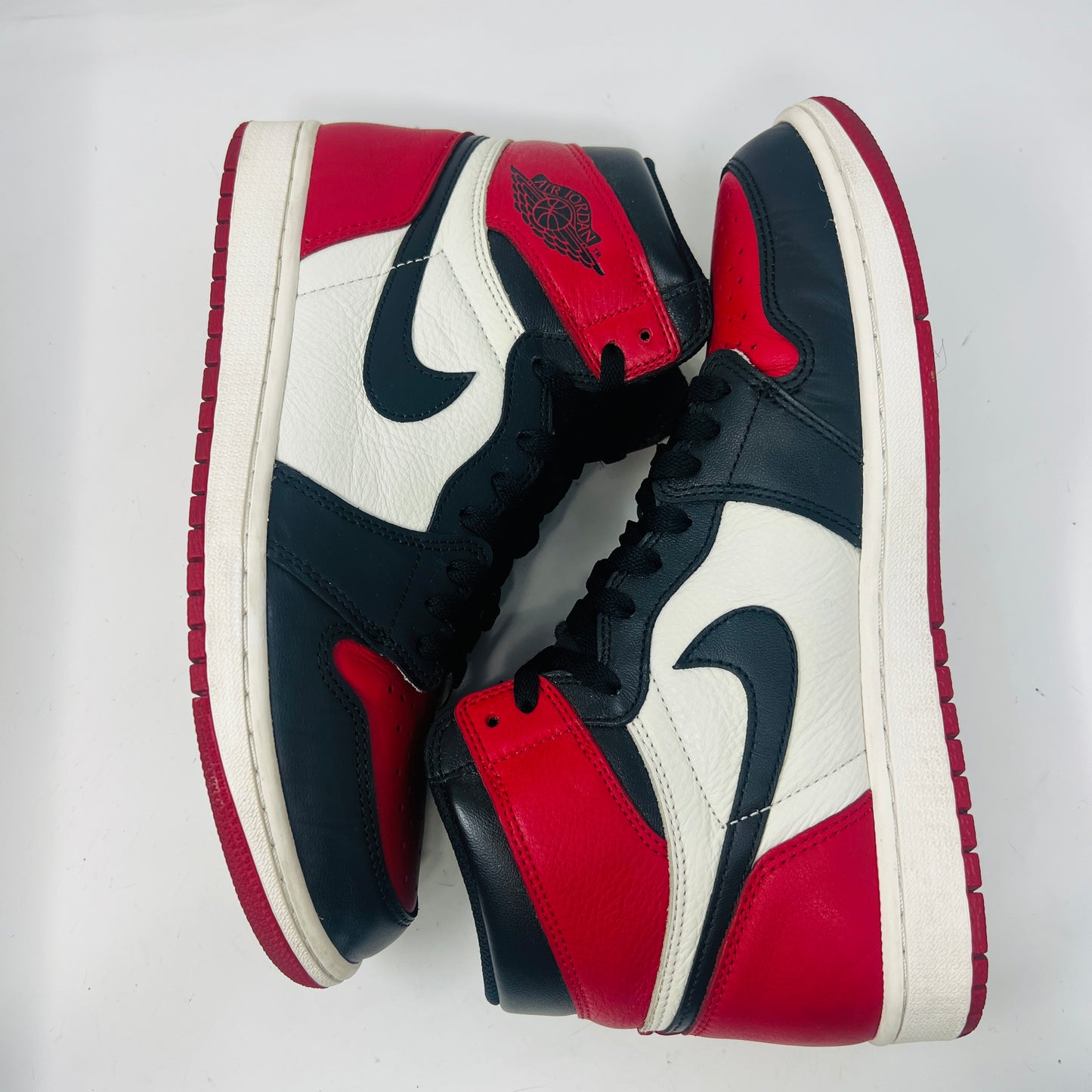 Jordan 1 Retro High Bred Toe